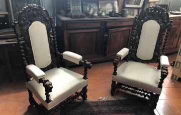 Paire de fauteuils style Louis XIII éqoque XIXème