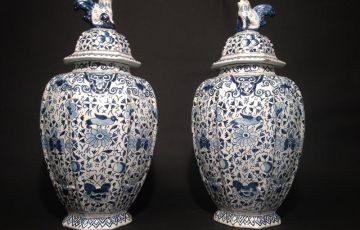 Paire de Vases Delft XIXème